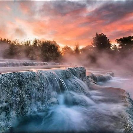 I Ricordi Lägenhet Sovana Exteriör bild